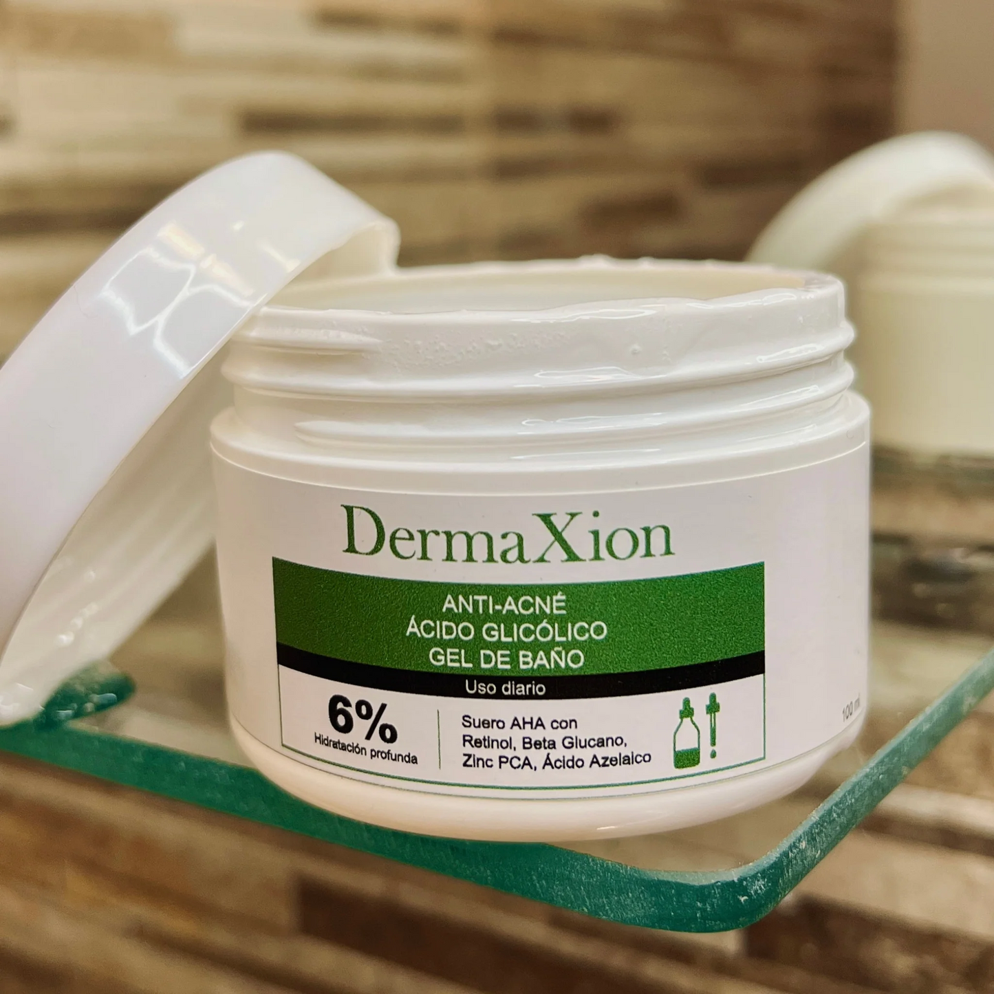 DermaXion® Gel Exfoliante Anti-Acné Pro